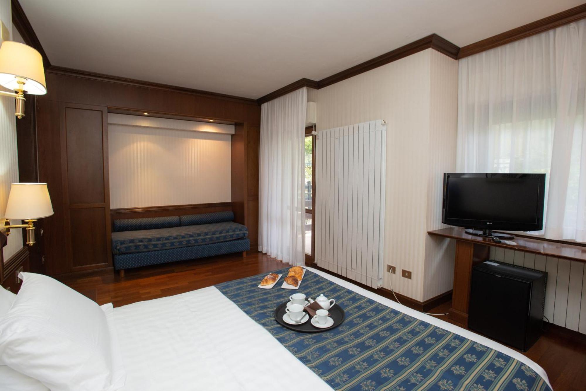 Hotel Corona & Spa Pescasseroli Exteriér fotografie