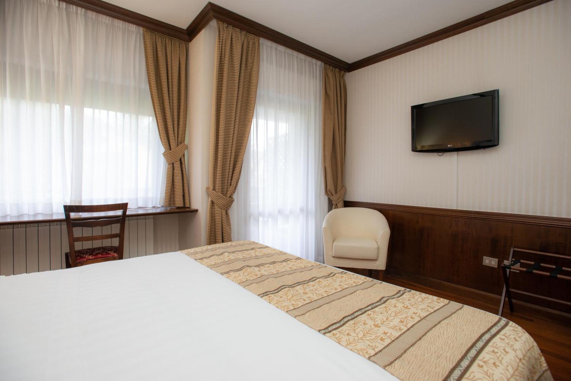 Hotel Corona & Spa Pescasseroli Exteriér fotografie